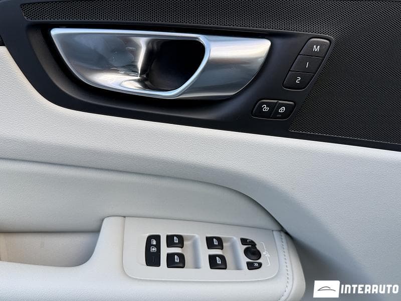 Volvo XC 60 2025 — Миниатюра 21