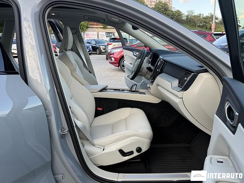 Volvo XC 60 2025 — Миниатюра 17