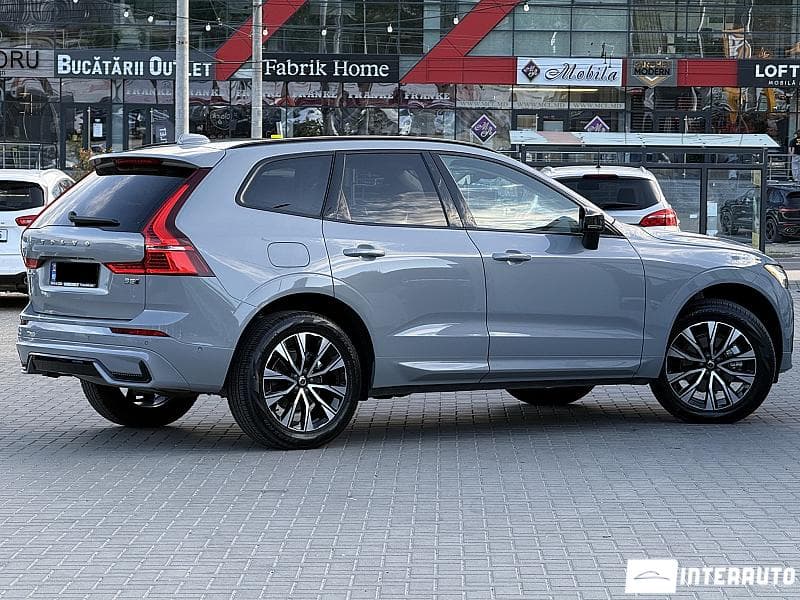 Volvo XC 60 2025 — Миниатюра 3