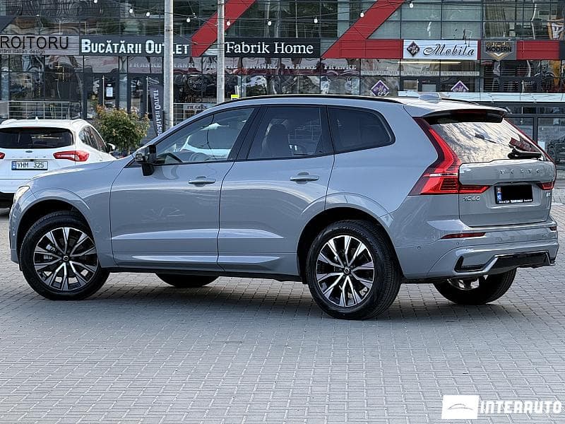 Volvo XC 60 2025 — Миниатюра 4