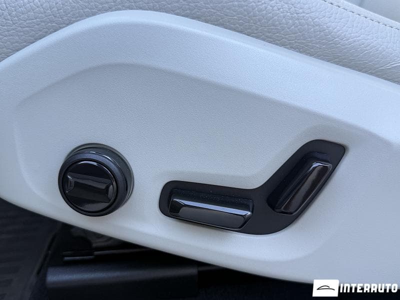 Volvo XC 60 2025 — Миниатюра 23