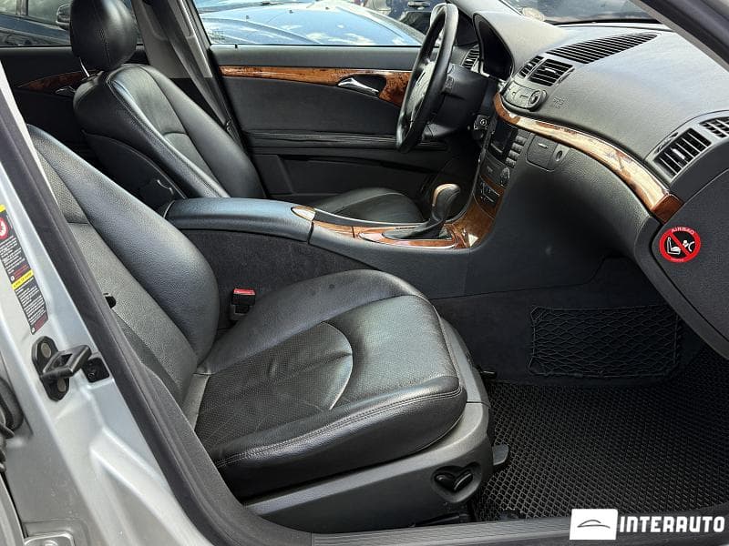 Mercedes E 270 2003 — Миниатюра 15