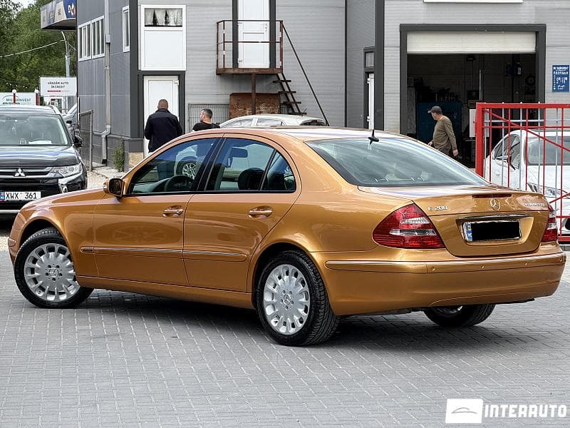 2003 Mercedes E 200 — Miniatură 4