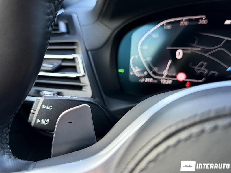 BMW X3 3.0e 2021 — Миниатюра 15