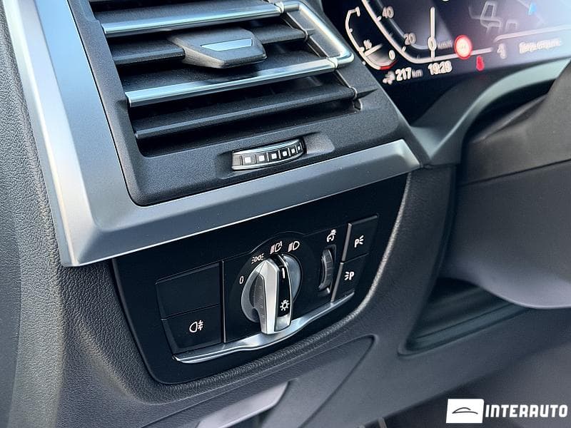 BMW X3 3.0e 2021 — Миниатюра 18