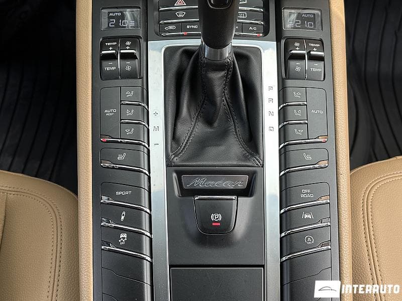 2015 Porsche Macan S — Miniatură 12