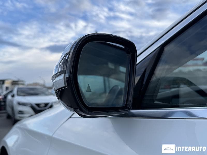 Mercedes E 300 2018 — Миниатюра 18