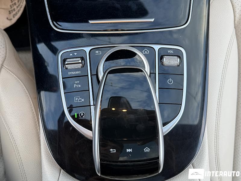 Mercedes E 300 2018 — Миниатюра 11