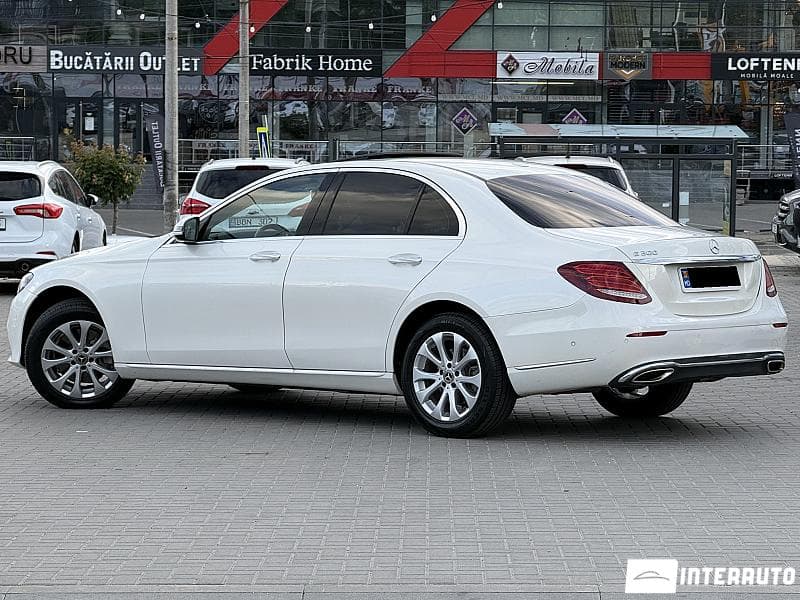 Mercedes E 300 2018 — Миниатюра 4