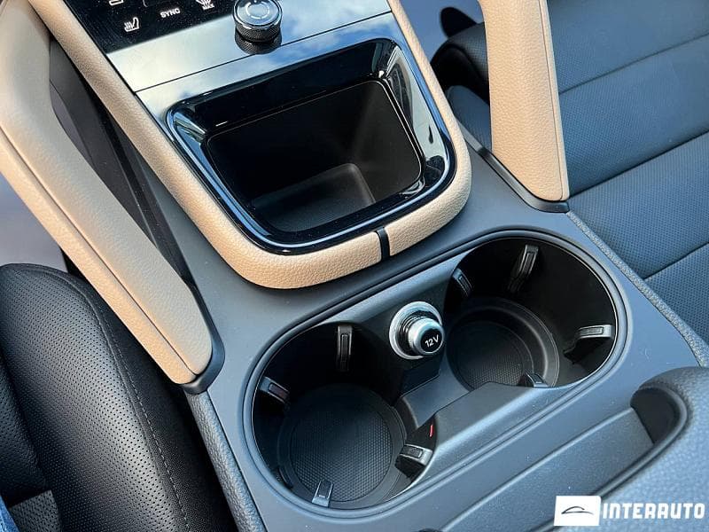 Porsche Cayenne 2023 — Миниатюра 18