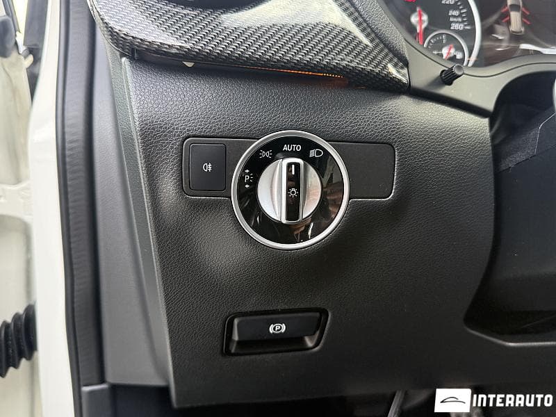Mercedes B 180 2016 — Миниатюра 20