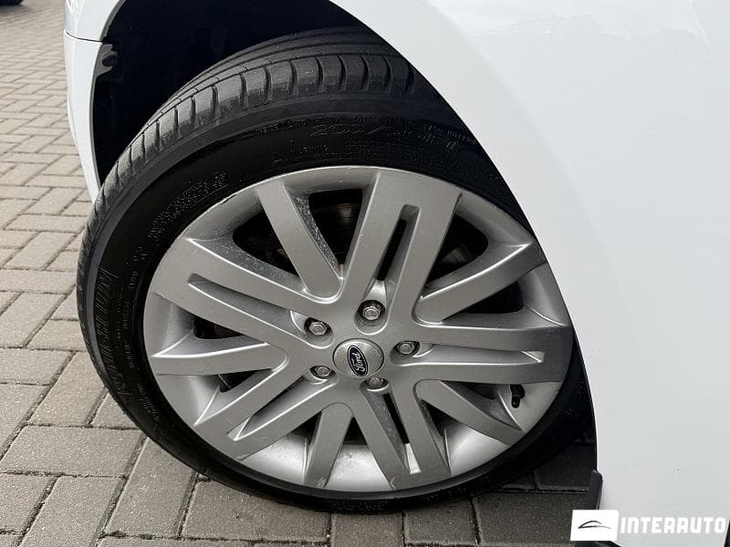 Ford Tourneo Connect 2017 — Миниатюра 18