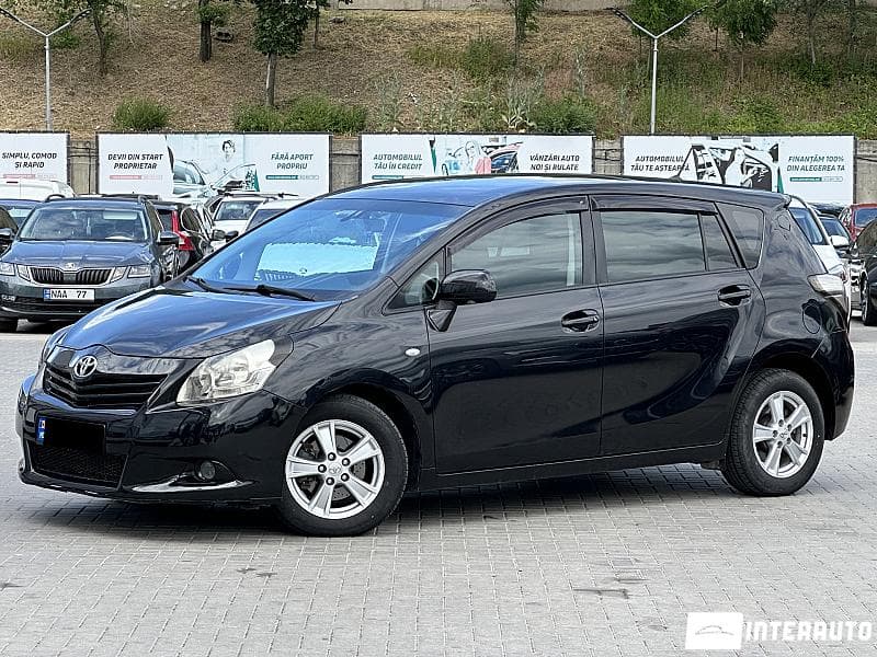 Toyota Verso 2010 — Миниатюра 2