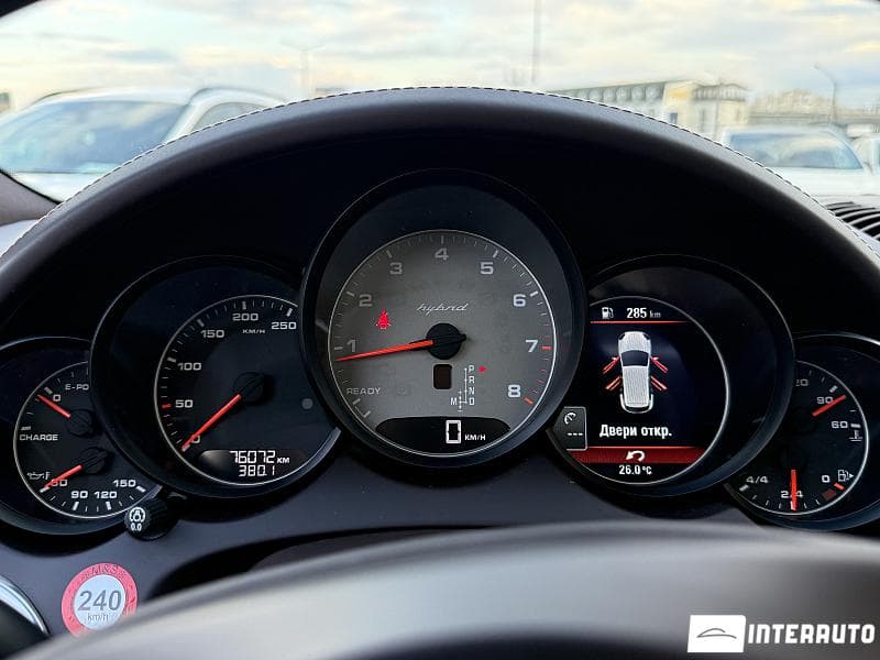 Porsche Cayenne S Hybrid 2012 — Миниатюра 8