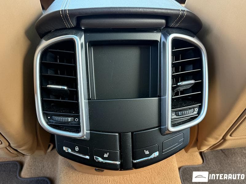 Porsche Cayenne S Hybrid 2012 — Миниатюра 13