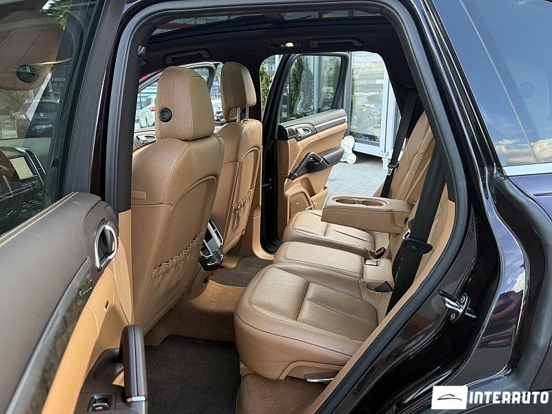 Porsche Cayenne S Hybrid 2012 — Миниатюра 12