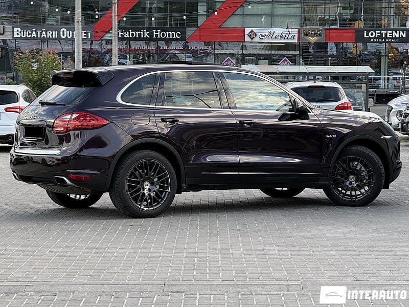 Porsche Cayenne S Hybrid 2012 — Миниатюра 3