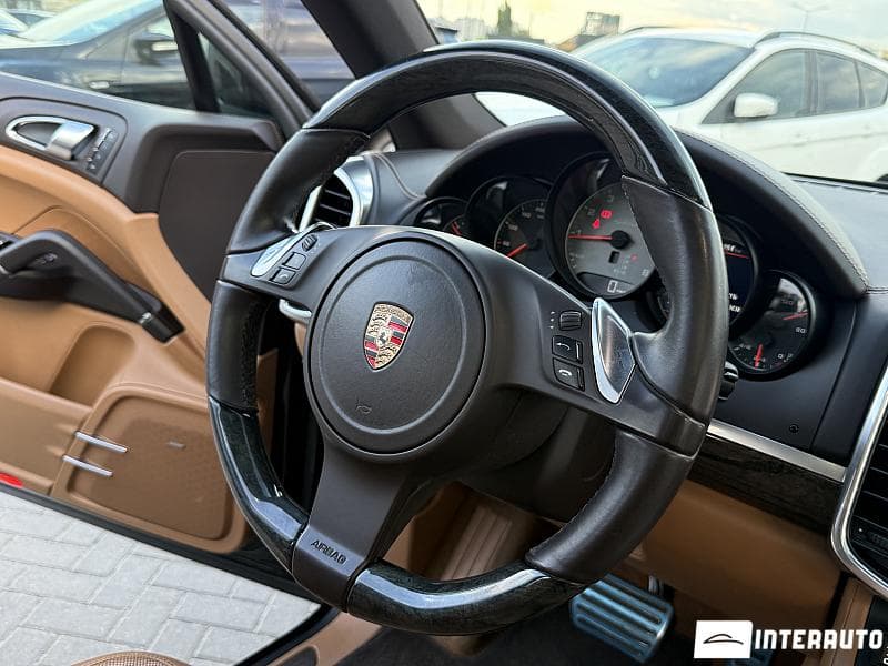 Porsche Cayenne S Hybrid 2012 — Миниатюра 7