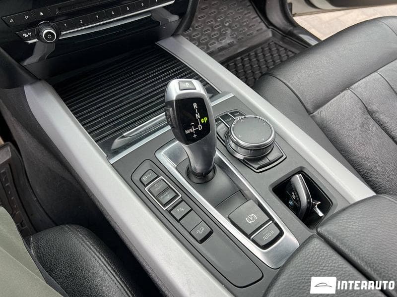 2017 BMW X5 2.5D — Miniatură 15