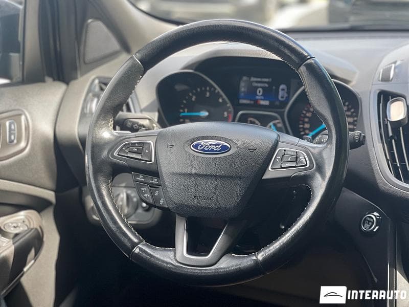 2017 Ford Kuga — Miniatură 9