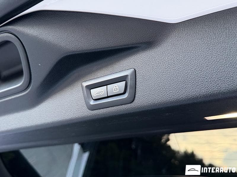 2021 BMW X5 4.5e — Miniatură 26
