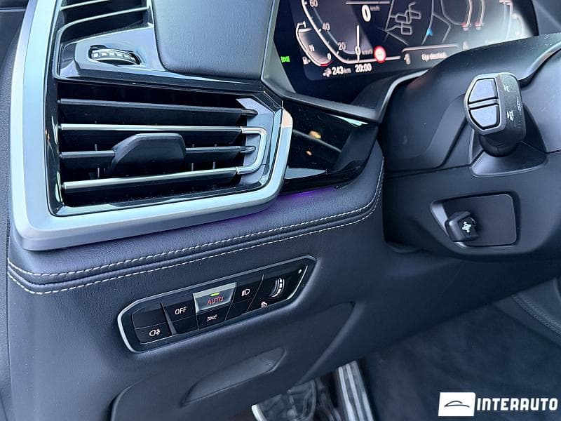 2021 BMW X5 4.5e — Miniatură 17