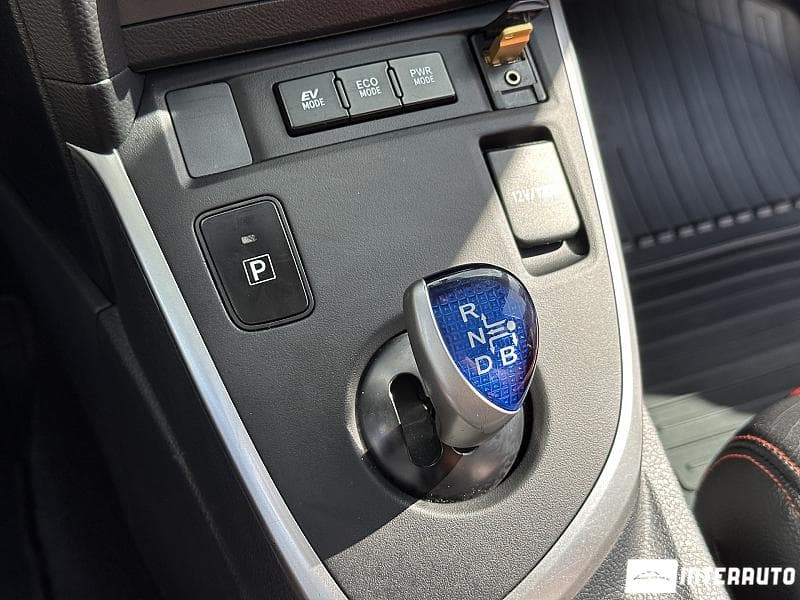 Toyota Auris 2013 — Миниатюра 11