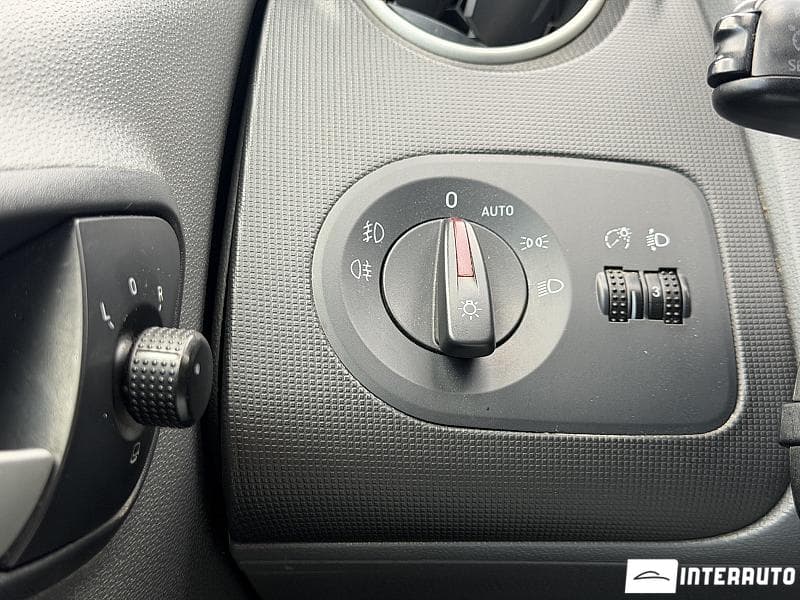 Seat Ibiza 2011 — Миниатюра 15