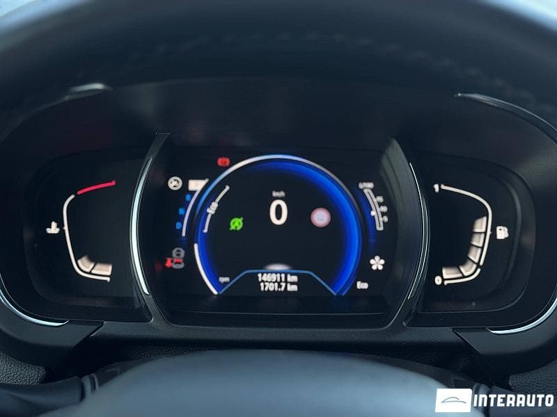 Renault Scenic 2018 — Миниатюра 8