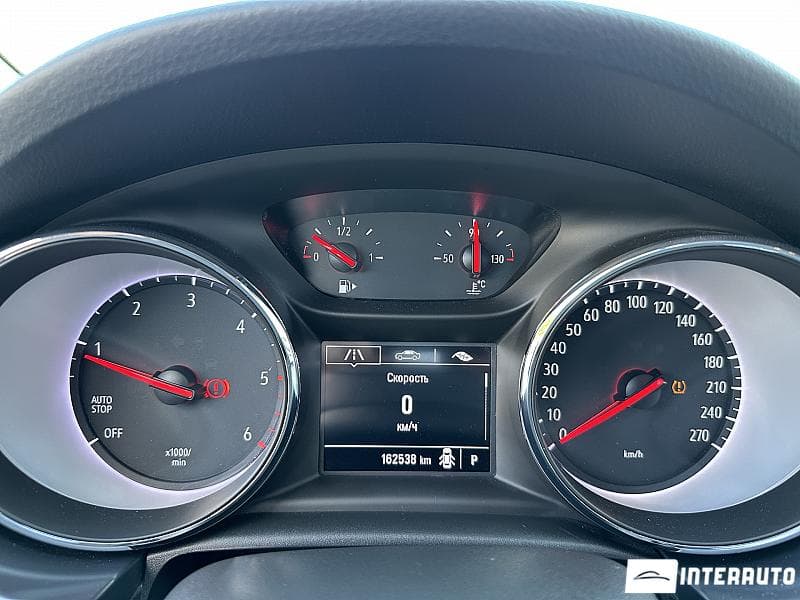 Opel Astra 2020 — Миниатюра 8