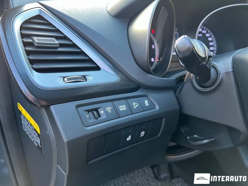 Hyundai Santa Fe 2017 — Миниатюра 16