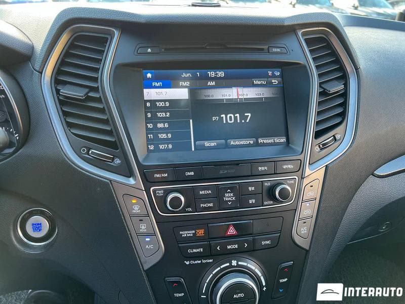 Hyundai Santa Fe 2017 — Миниатюра 13