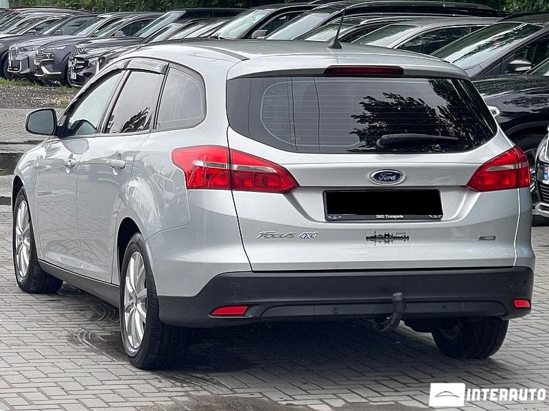 2017 Ford Focus — Miniatură 4