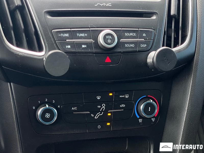 2017 Ford Focus — Miniatură 13