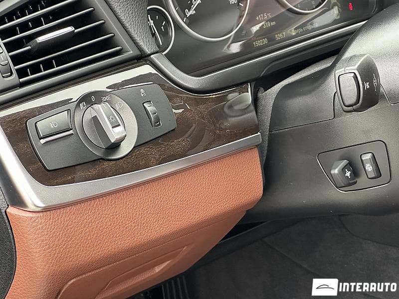 BMW 528 2015 — Миниатюра 19