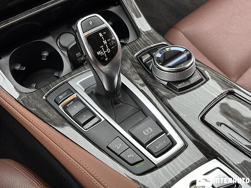 BMW 528 2015 — Миниатюра 11
