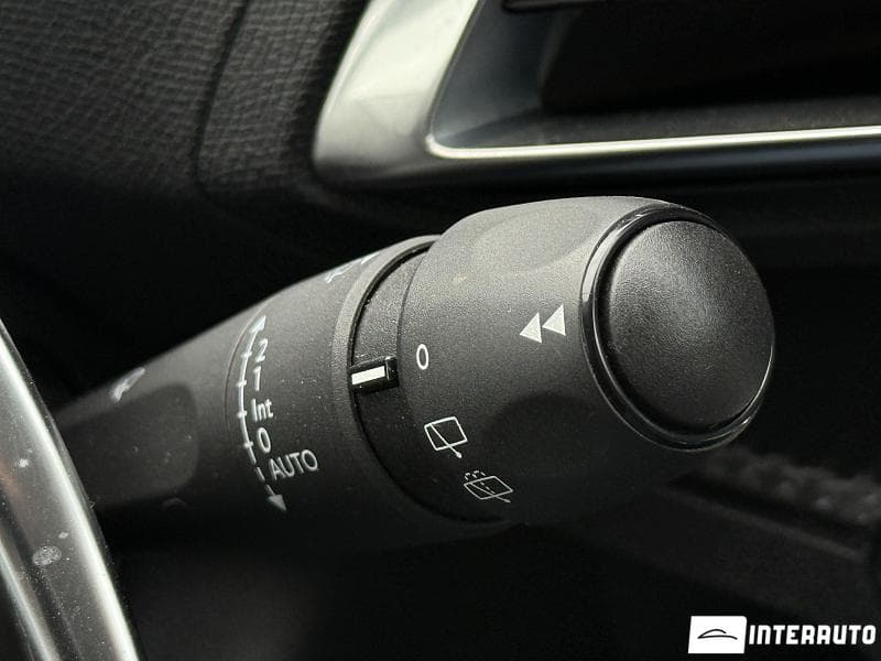 Peugeot 3008 2021 — Миниатюра 12