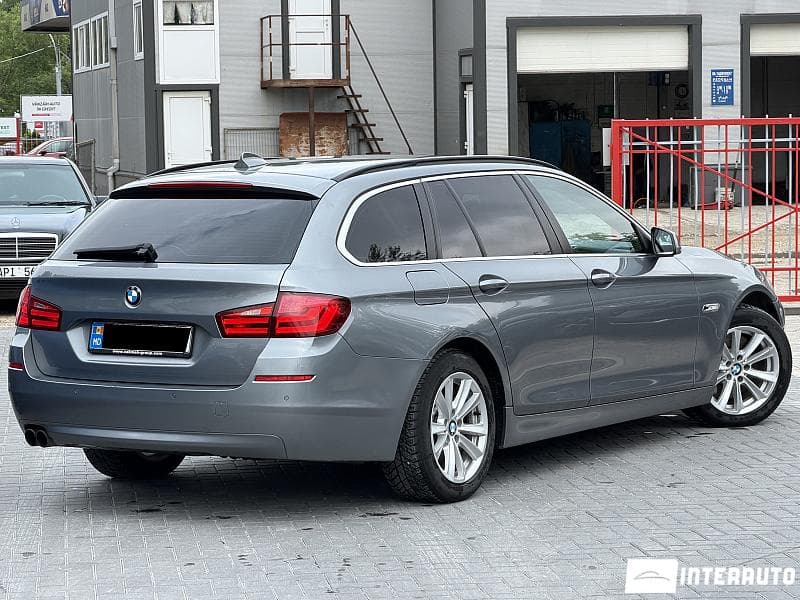 2011 BMW 530 — Miniatură 4