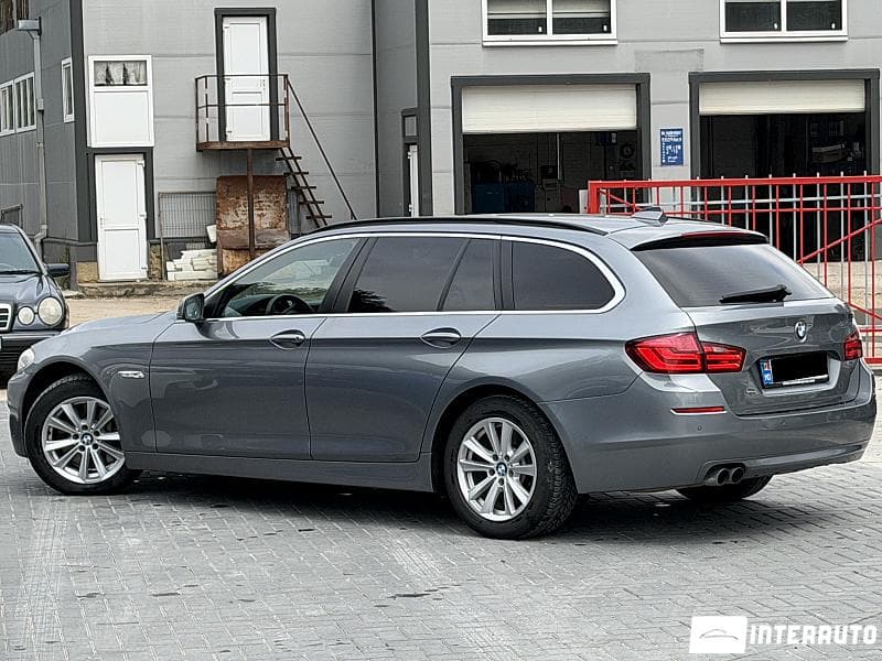 2011 BMW 530 — Miniatură 3
