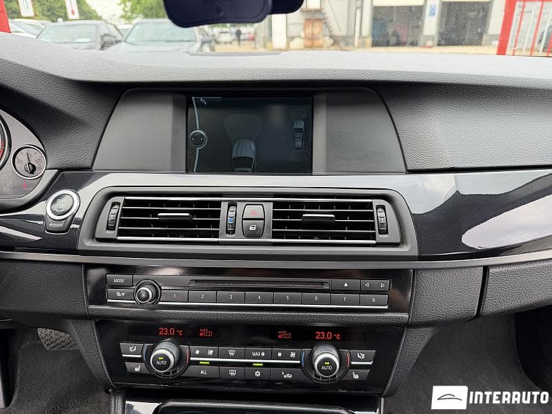 2011 BMW 530 — Miniatură 10