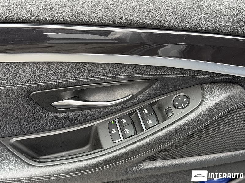 2011 BMW 530 — Miniatură 13