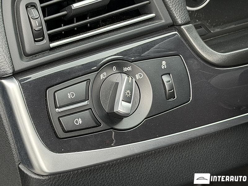 2011 BMW 530 — Miniatură 12