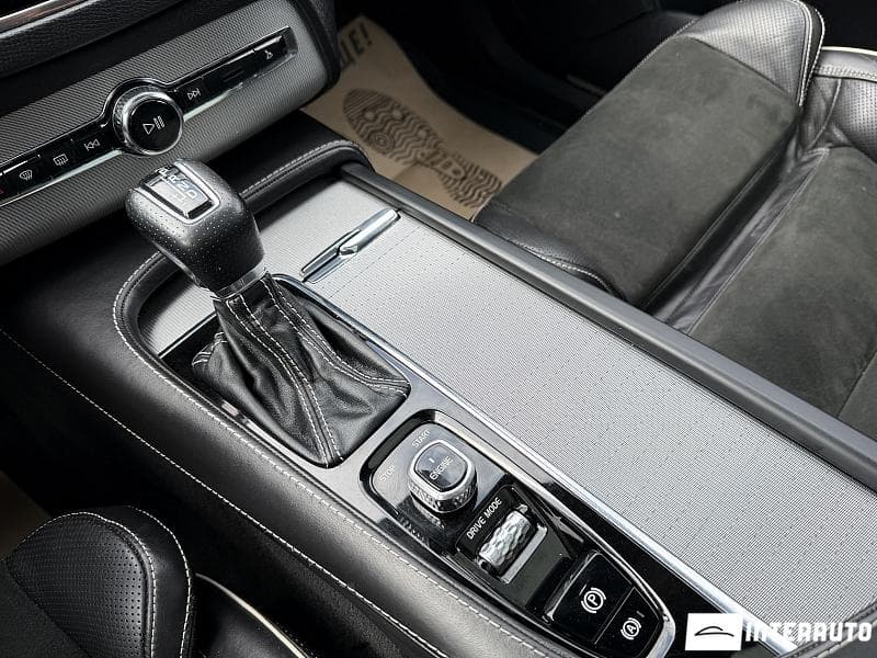 Volvo XC 90 2016 — Миниатюра 15