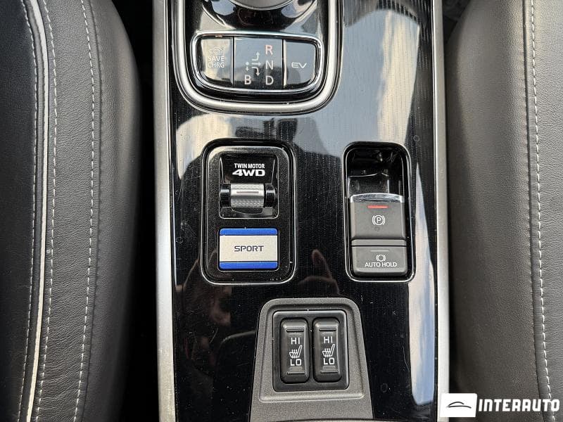 Mitsubishi Outlander 2019 — Миниатюра 16
