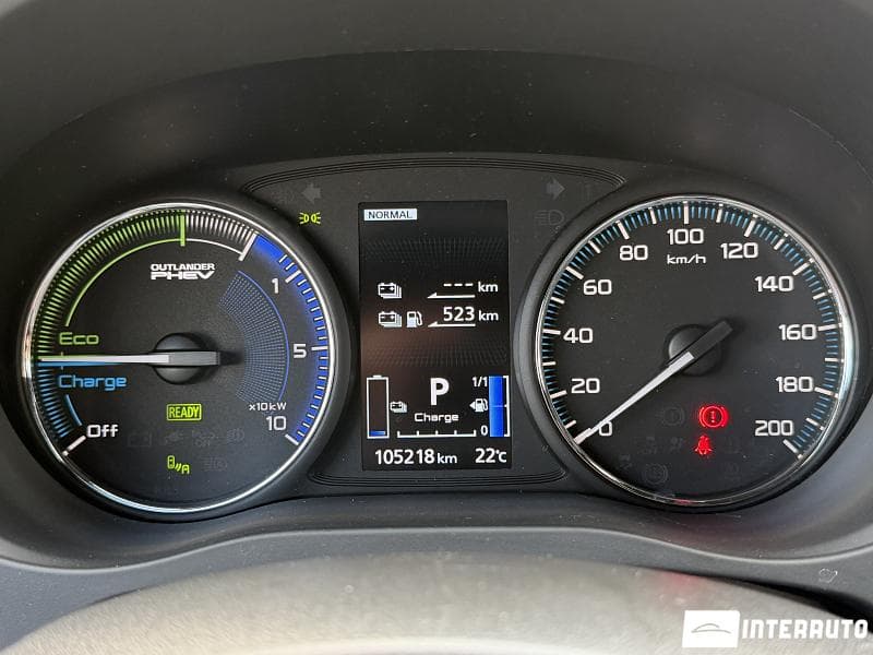Mitsubishi Outlander 2019 — Миниатюра 9