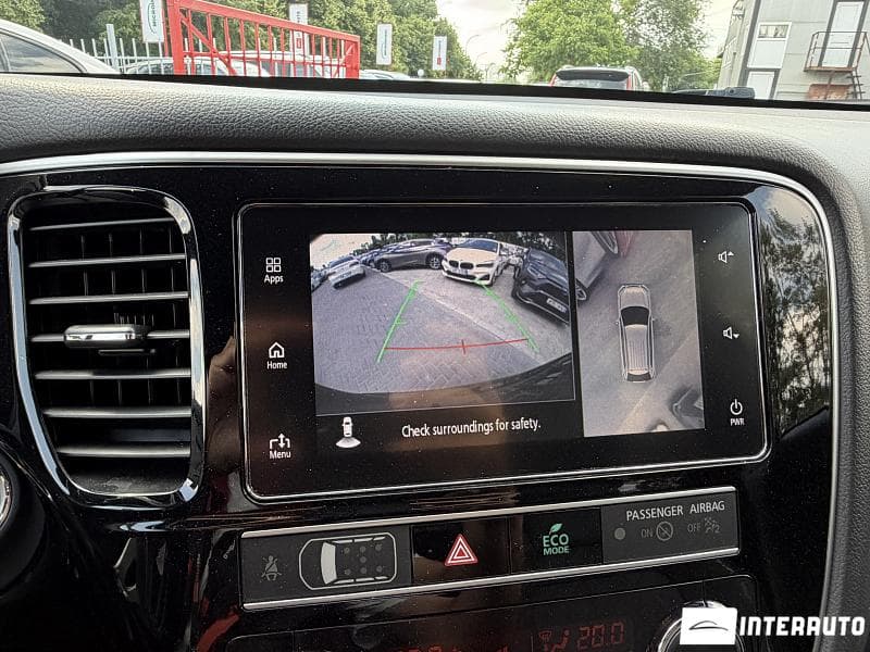 Mitsubishi Outlander 2019 — Миниатюра 10