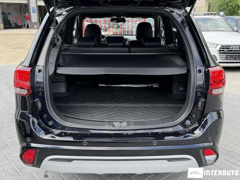 Mitsubishi Outlander 2019 — Миниатюра 19