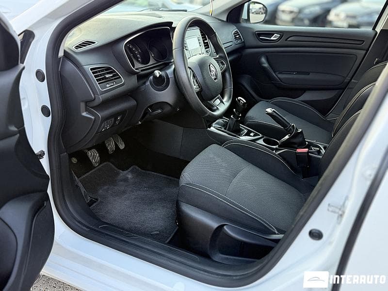 Renault Megane 2017 — Миниатюра 5