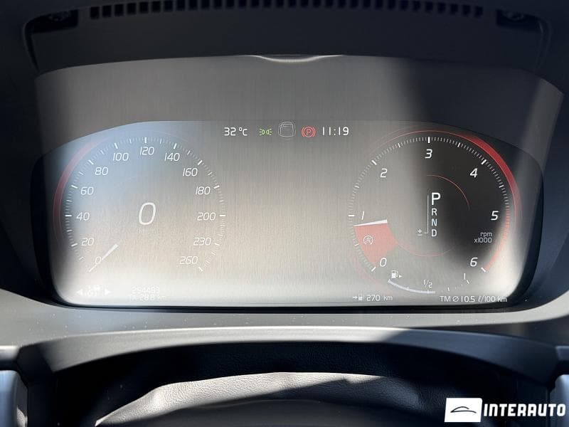 Volvo V 90 2018 — Миниатюра 7