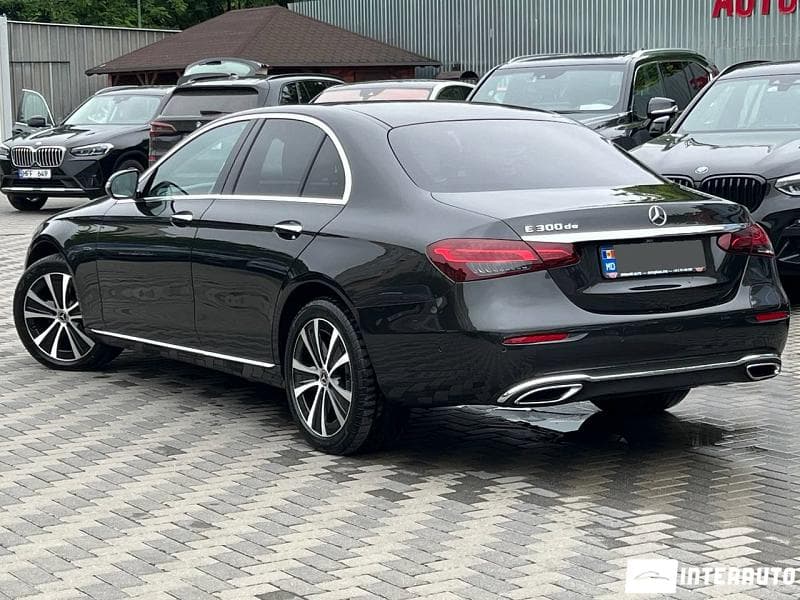 Mercedes E 300de 2021 — Миниатюра 4